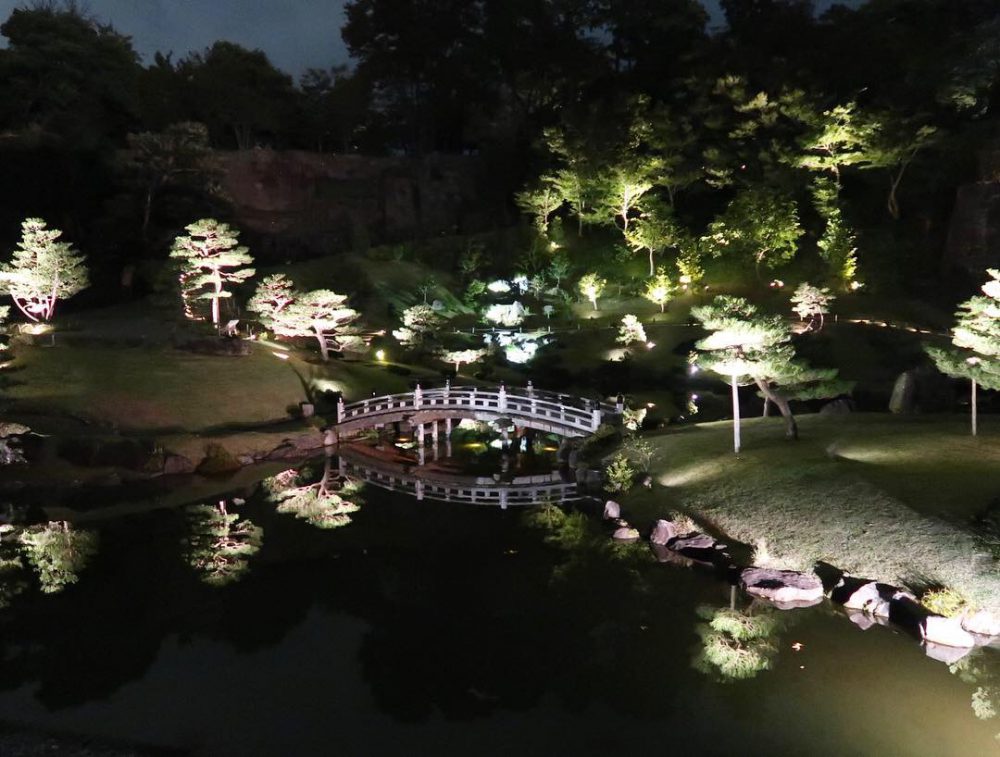 金沢城　玉泉院丸庭園ライトアップ